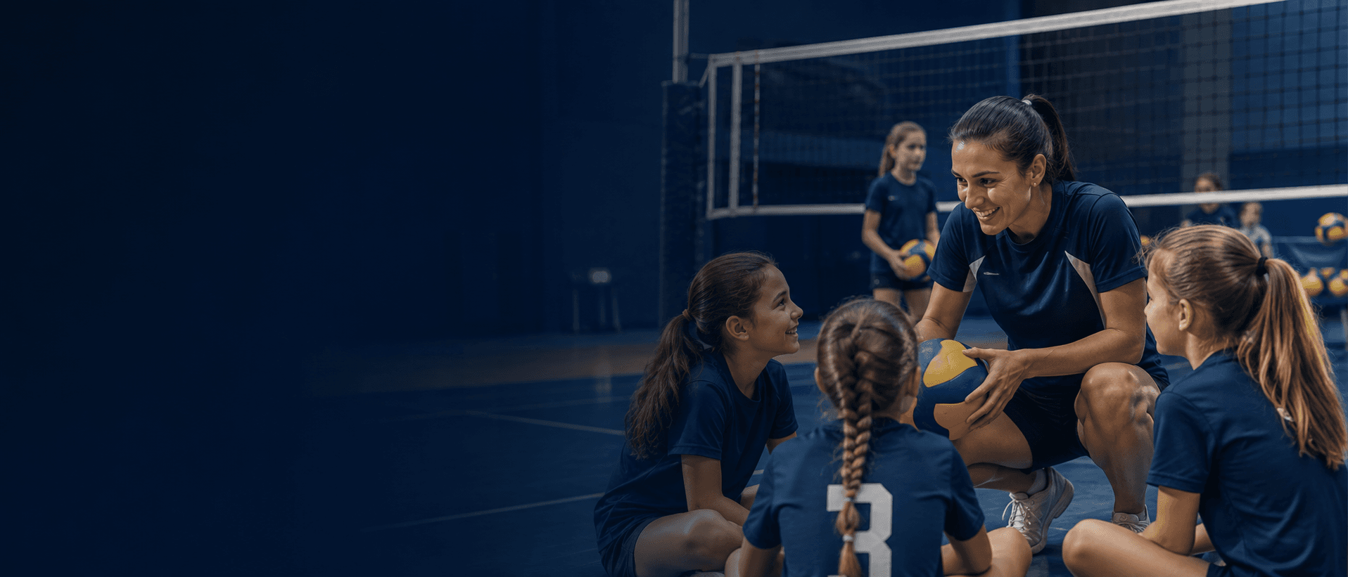 Voleybol salonunda antrenman atmosferi